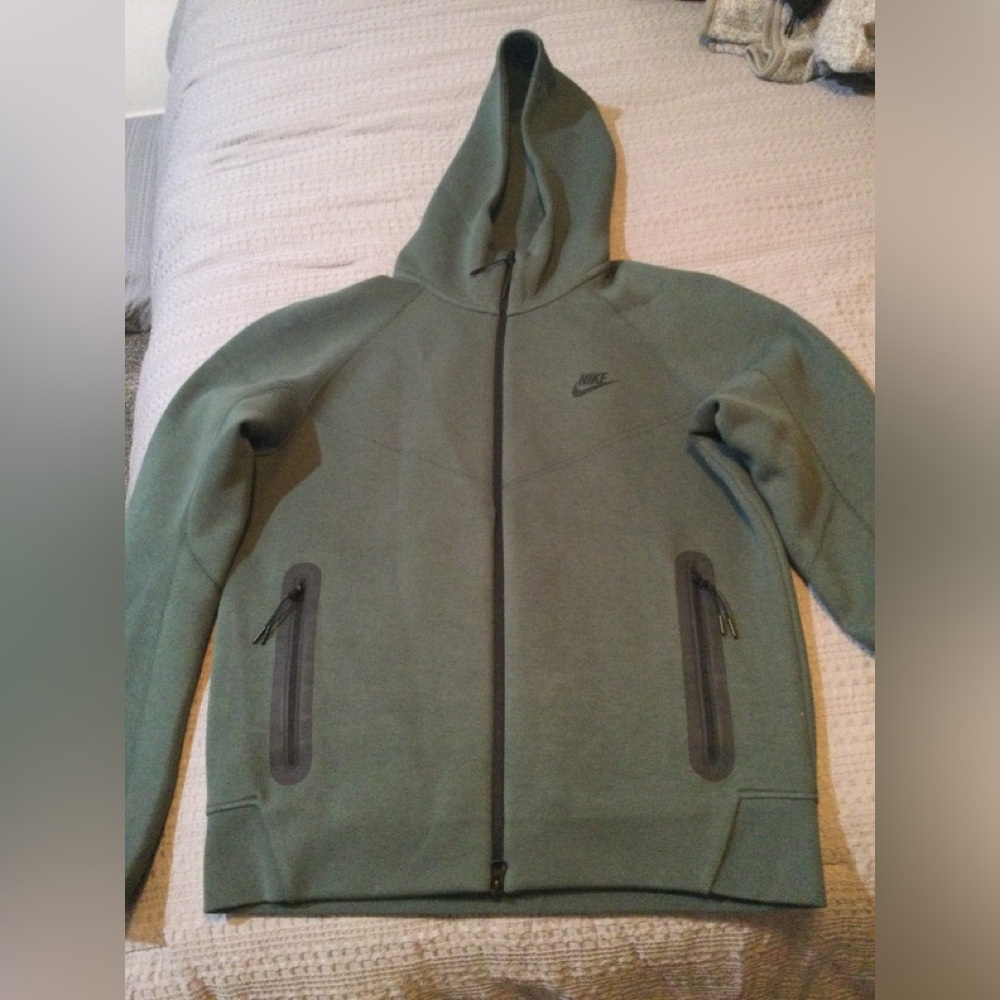 Nike Tech Green Full-Zip Hoodie- Men’s